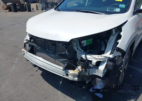 2015 Honda Cr-V Touring z USA, uszkodzony, nr VIN 5J6RM4H92FL116338